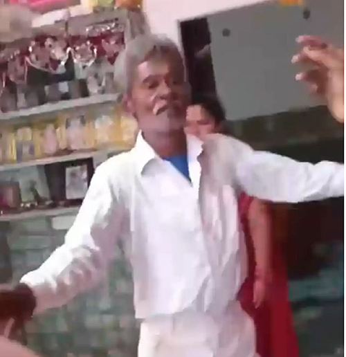 बेटे की शादी की तैयारी में नाचते-नाचते पिता की हुई मौत, बेटे की शादी 25 नवंबर काे बेटे की शादी की तैयारी में नाचते-नाचते पिता की हुई मौत, बेटे की शादी 25 नवंबर काे