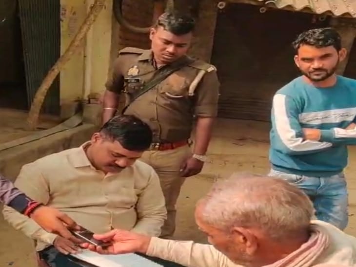 घटना के खुलाशे केलिए पुलिस जांच मे घटना के खुलाशे केलिए पुलिस जांच मे