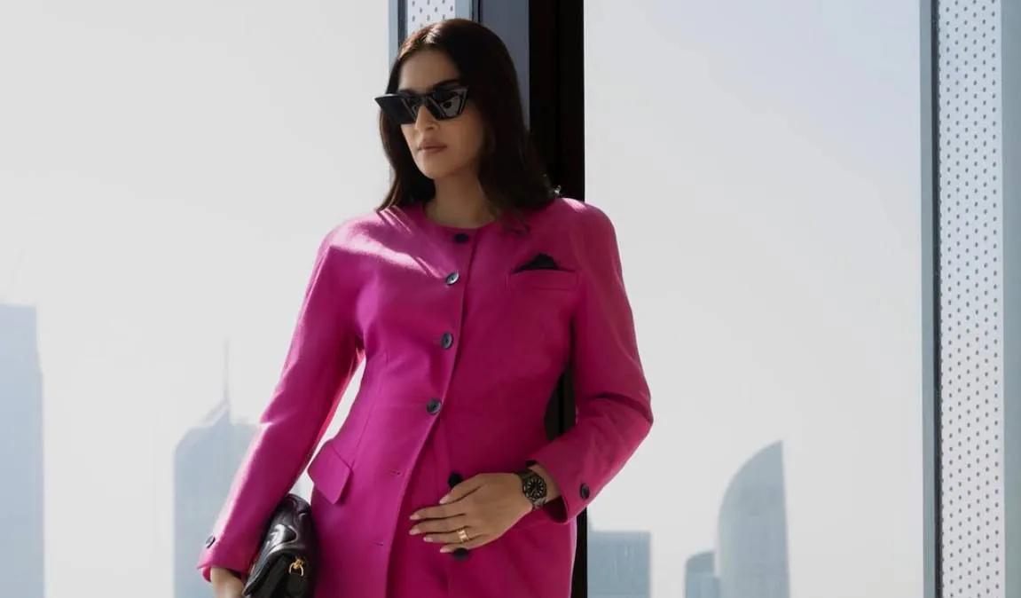 सोनम कपूर - फोटो सोर्स एक्स