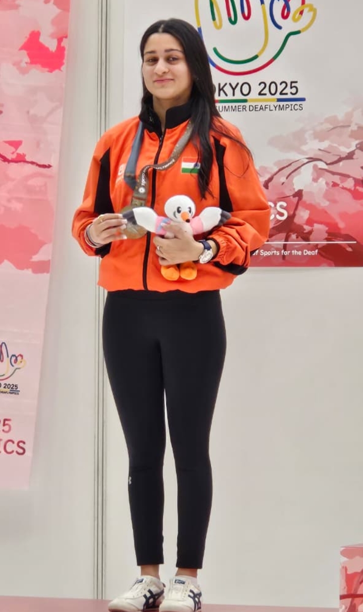 भारत की स्टार राइफल शूटर महिन संधू