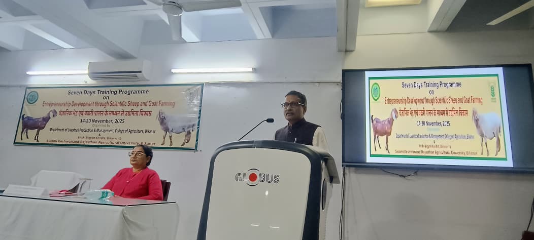 भेड़ एवं बकरी पालन में वैज्ञानिक प्रबंधन के जरिए  रोजगार देने वाले बनें किसान-पशुपालक : डॉ. गर्ग