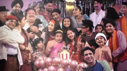 परफेक्ट फैमिली - फोटो सोर्स एक्स