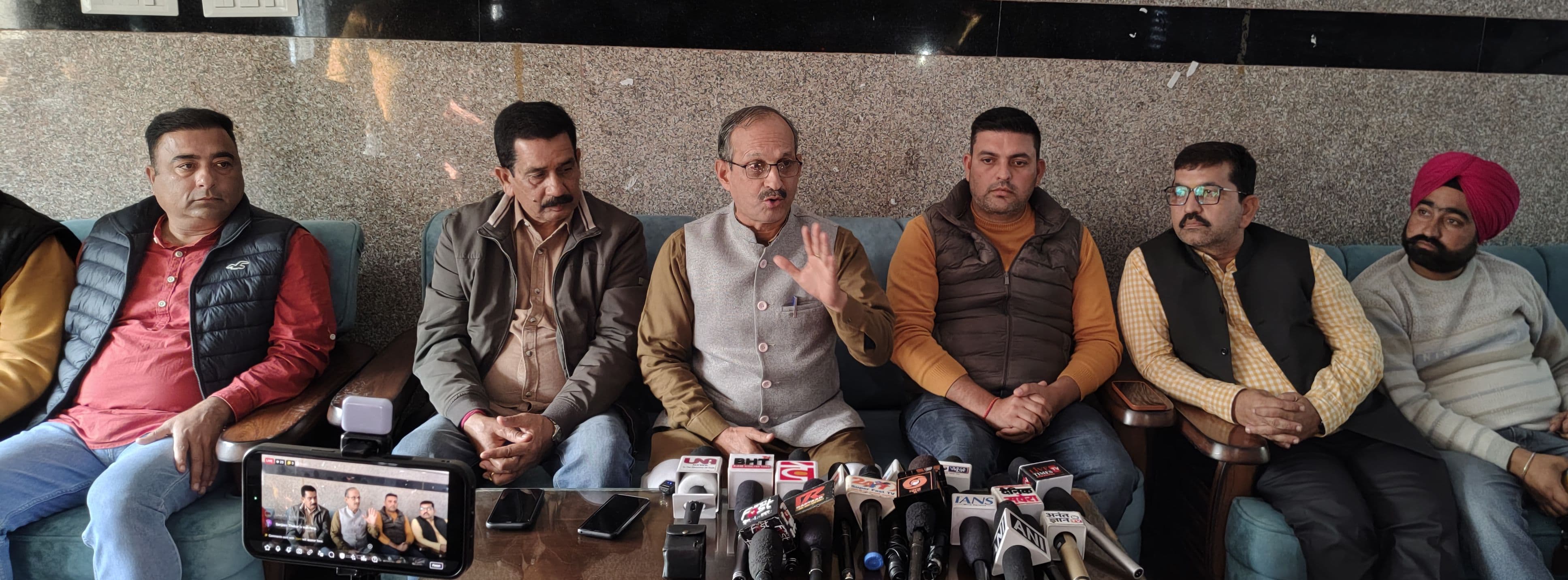 सतपाल सत्ती।