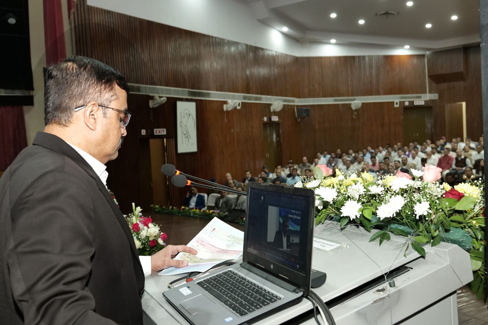 भविष्य की चुनौतियों के लिए तैयार: एआई,नए कानूनों और ज़ीरो डेथ रोडमैप के साथ राजस्थान पुलिस ने बनाई नई रणनीति भविष्य की चुनौतियों के लिए तैयार: एआई,नए कानूनों और ज़ीरो डेथ रोडमैप के साथ राजस्थान पुलिस ने बनाई नई रणनीति