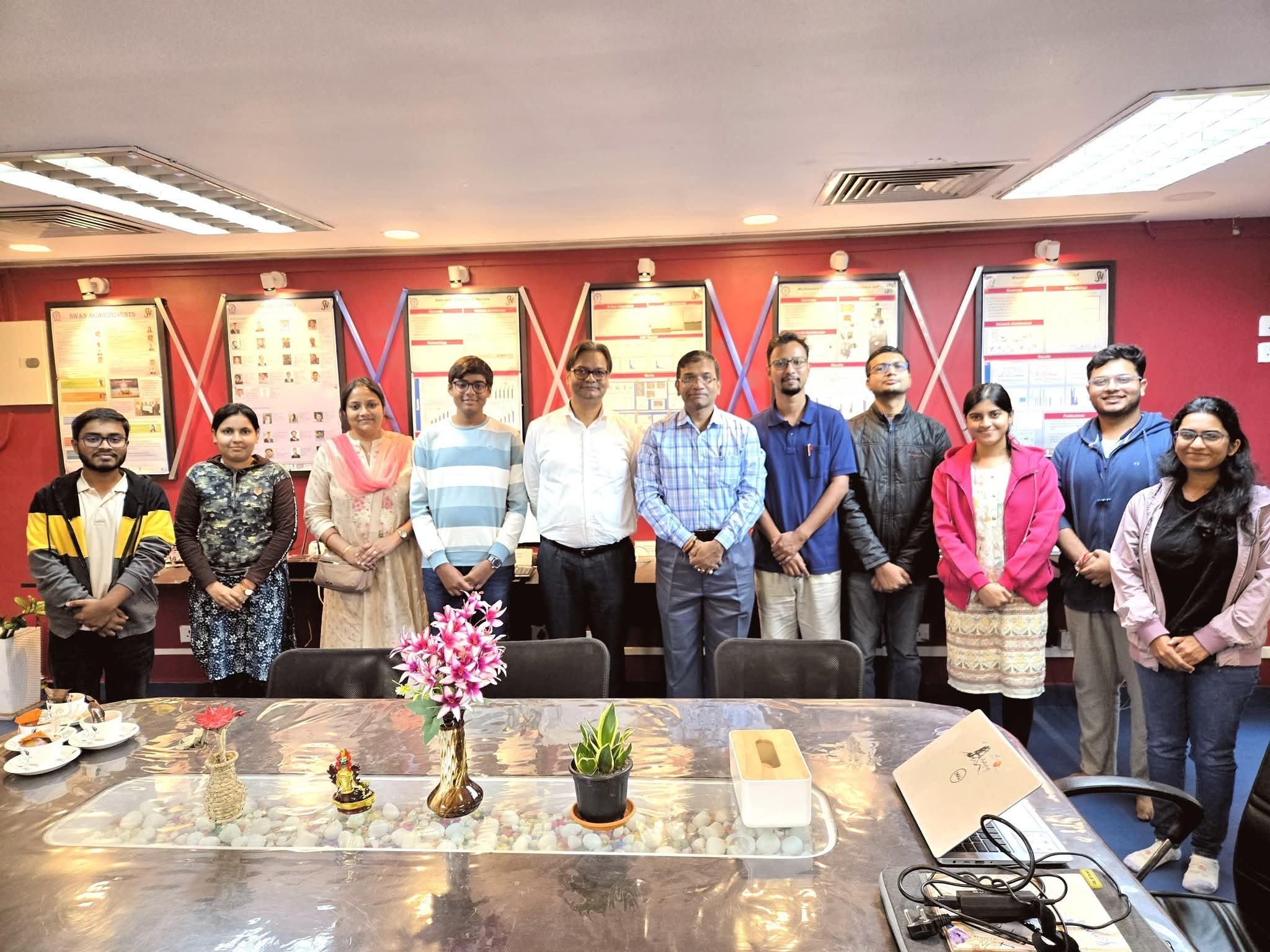 खड़ग़पुर आईआईटी में भरत भूषण