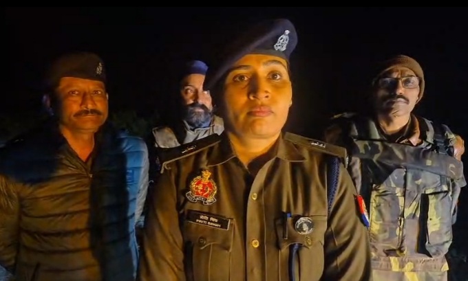 जानकारी देते हुए एसपी सिटी