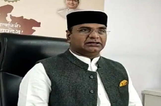 मंत्री विश्वास कैलाश सारंग (फाइल फोटो)