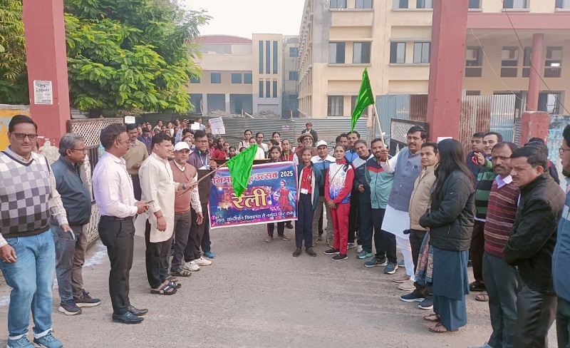 खरगोनः भव्य रैली के साथ महेश्वर में तीन दिवसीय निमाड़ उत्सव का हुआ शुभारंभ