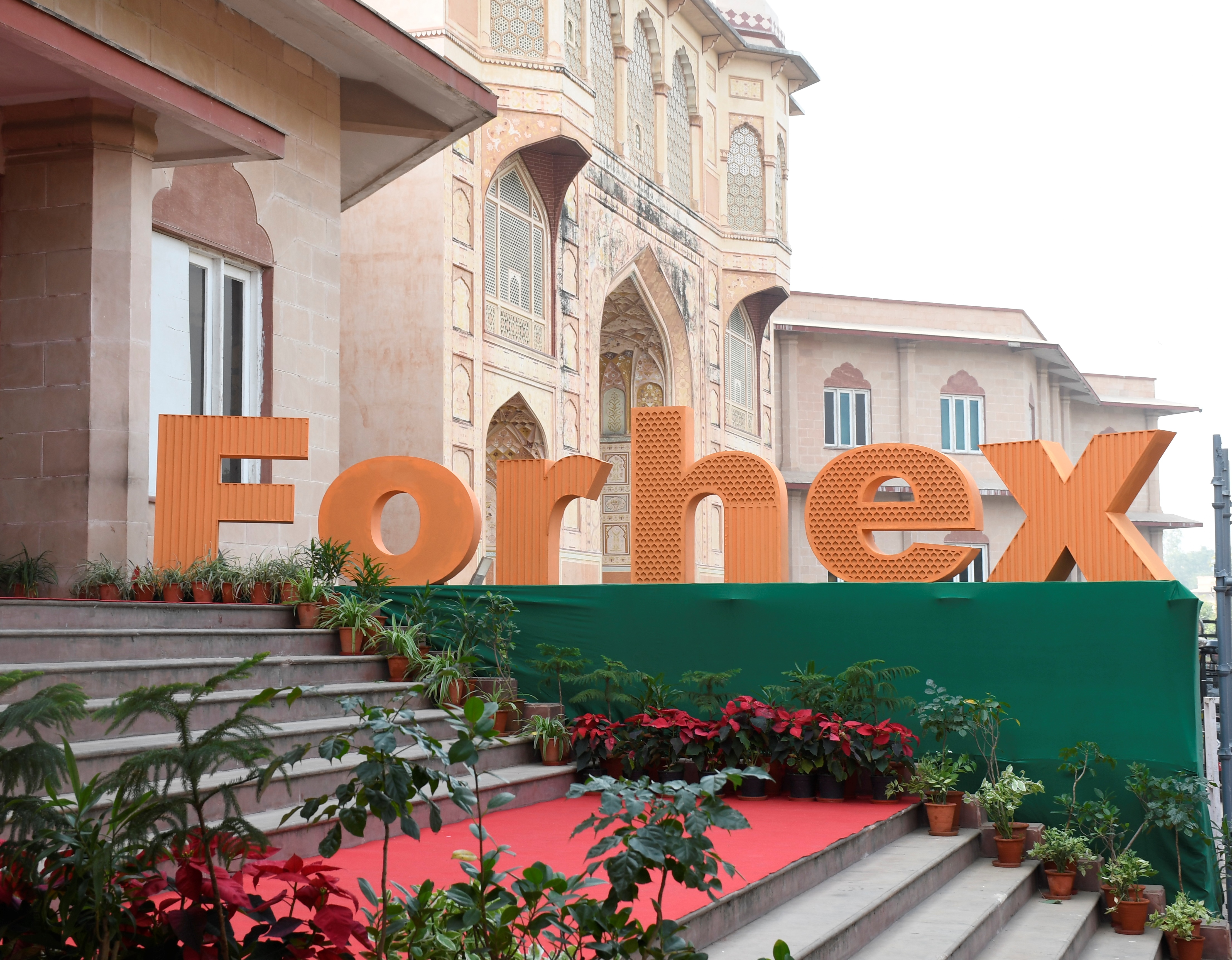 फोरहेक्स फेयर: गार्डन फर्नीचर और स्टेटमेंट डेकोर की विस्तृत रेंज हुई प्रस्तुत