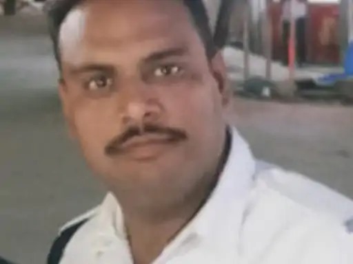 कोरबा में यातायात पुलिसकर्मी पर दुष्कर्म का मामला दर्ज, शादीशुदा महिला की शिकायत पर FIR, तलाश में जुटी पुलिस