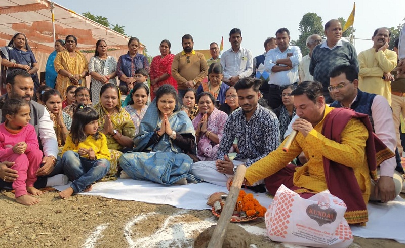 भोपालः राज्यमंत्री कृष्णा गौर ने किया साढ़े 4 करोड़ के विकास कार्यों का भूमि-पूजन