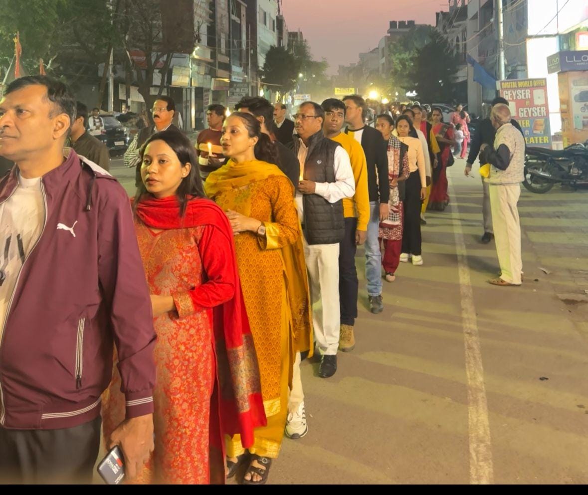 सेवा-प्रेम व आत्म बलिदान से लोगों के दिलों पर राज करतें थे खीस्त राज