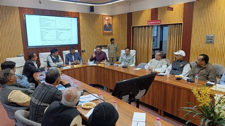 चेम्बर ऑफ कॉमर्स में व्यवसाइयों के लिये उन्मुखीकरण सत्र चेम्बर ऑफ कॉमर्स में व्यवसाइयों के लिये उन्मुखीकरण सत्र