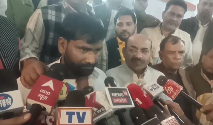 पीड़ित भाजपा नेता अश्नीत यादव पीड़ित भाजपा नेता अश्नीत यादव