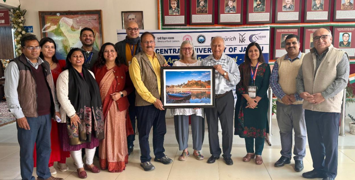 केंद्रीय विश्वविद्यालय जम्मू में अंतरराष्ट्रीय वैज्ञानिक ने की नाइट्रोजन प्रदूषण पर हुई गहन चर्चा केंद्रीय विश्वविद्यालय जम्मू में अंतरराष्ट्रीय वैज्ञानिक ने की नाइट्रोजन प्रदूषण पर हुई गहन चर्चा