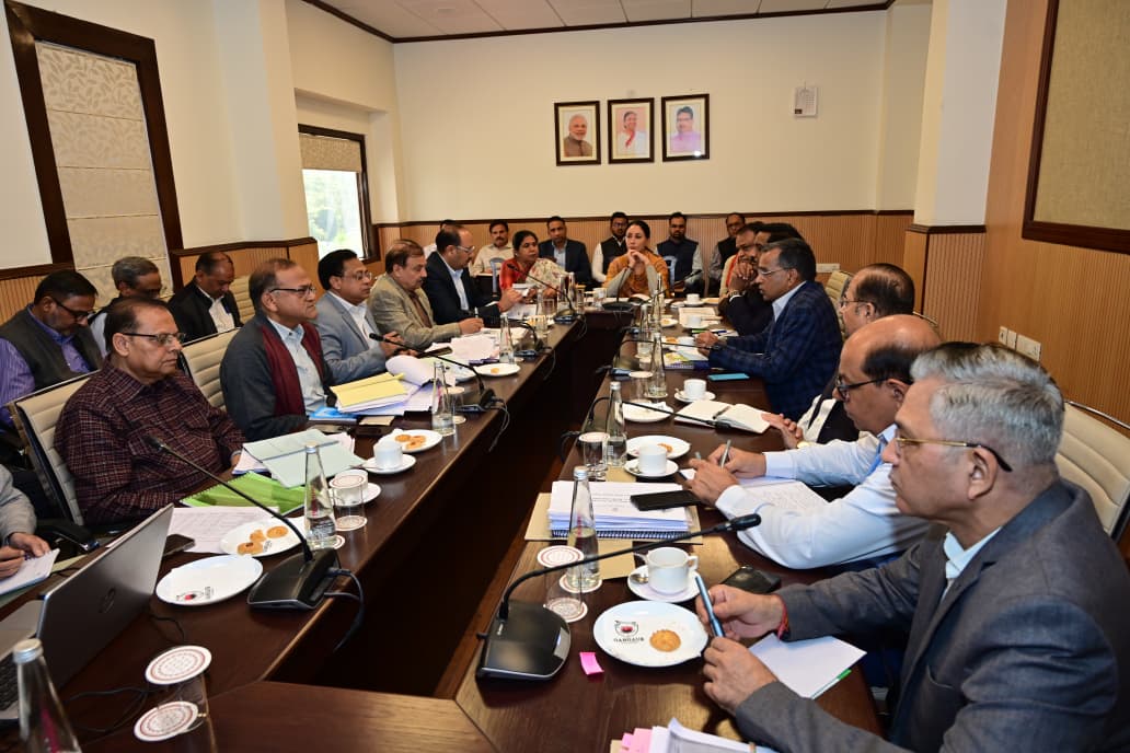 प्रदेश के पर्यटन विकास में पीडब्ल्यूडी की भूमिका महत्वपूर्ण है: उपमुख्यमंत्री दीया कुमारी