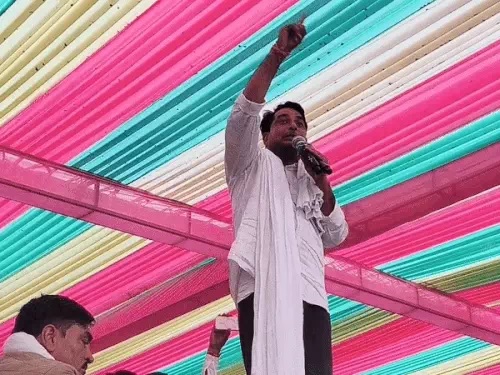 नरेश मीणा नरेश मीणा