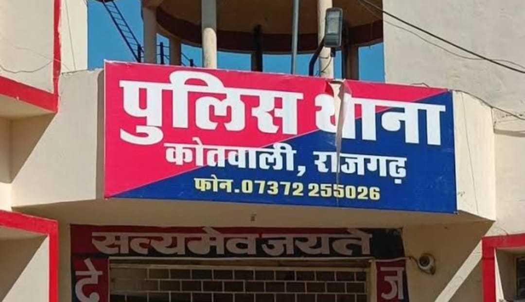 नेवज नदी में तैरता मिला शव, जांच शुरु