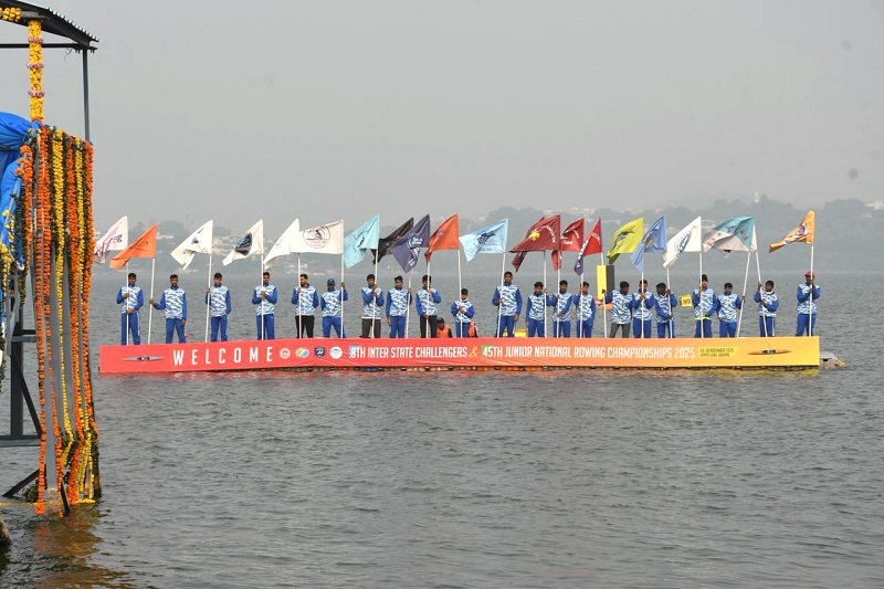 भोपाल के बड़े तालाब में 8वीं इंटर स्टेट चैलेंजर्स और 45वीं जूनियर नेशनल रोइंग चैंपियनशिप का शुभारंभ