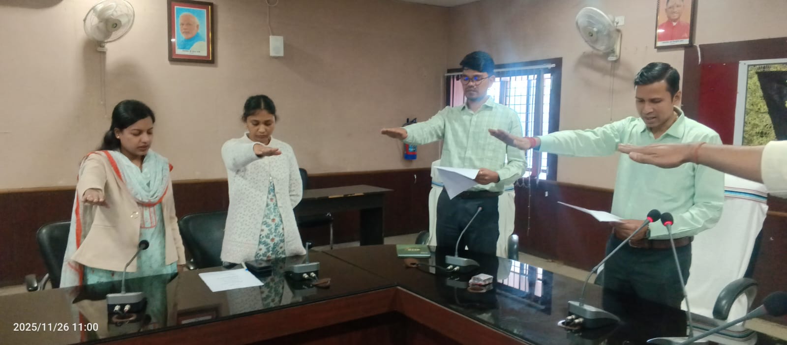 कोरबा सीईओ जिला पंचायत ने संविधान की प्रस्तावना का कराया सामूहिक पाठन