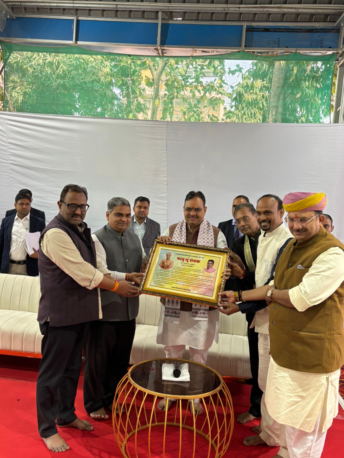 जैन समाज ने मुख्यमंत्री को मातृ भू सेवक की उपाधि से किया अलंकृत