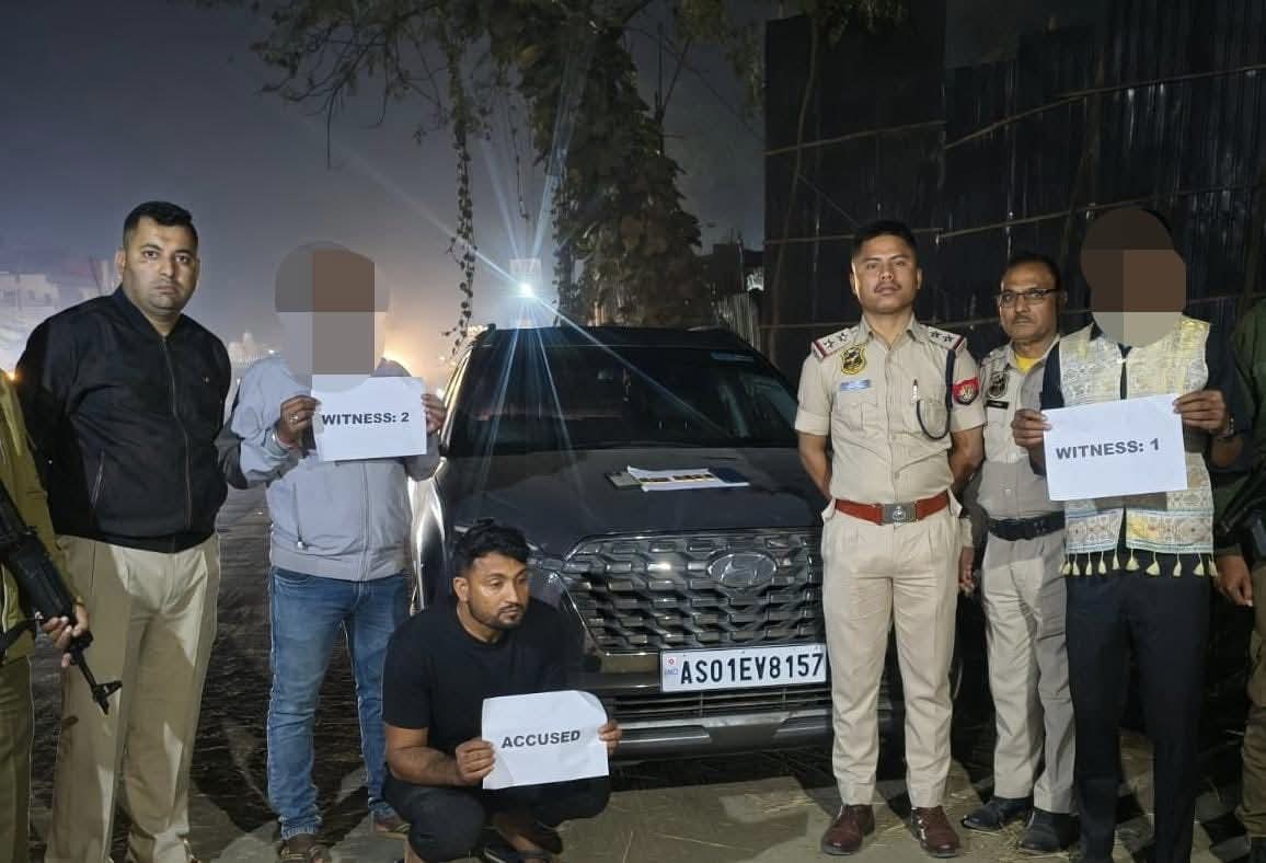 7 सोने के बिस्कुट जब्त , एक गिरफ्तार