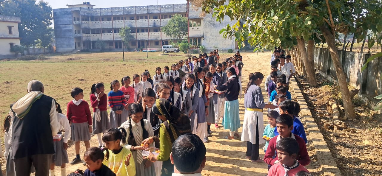 *उज्जरपार में स्व० महाबीर प्रसाद की मनायी गयी 15वीं पुण्य तिथि*