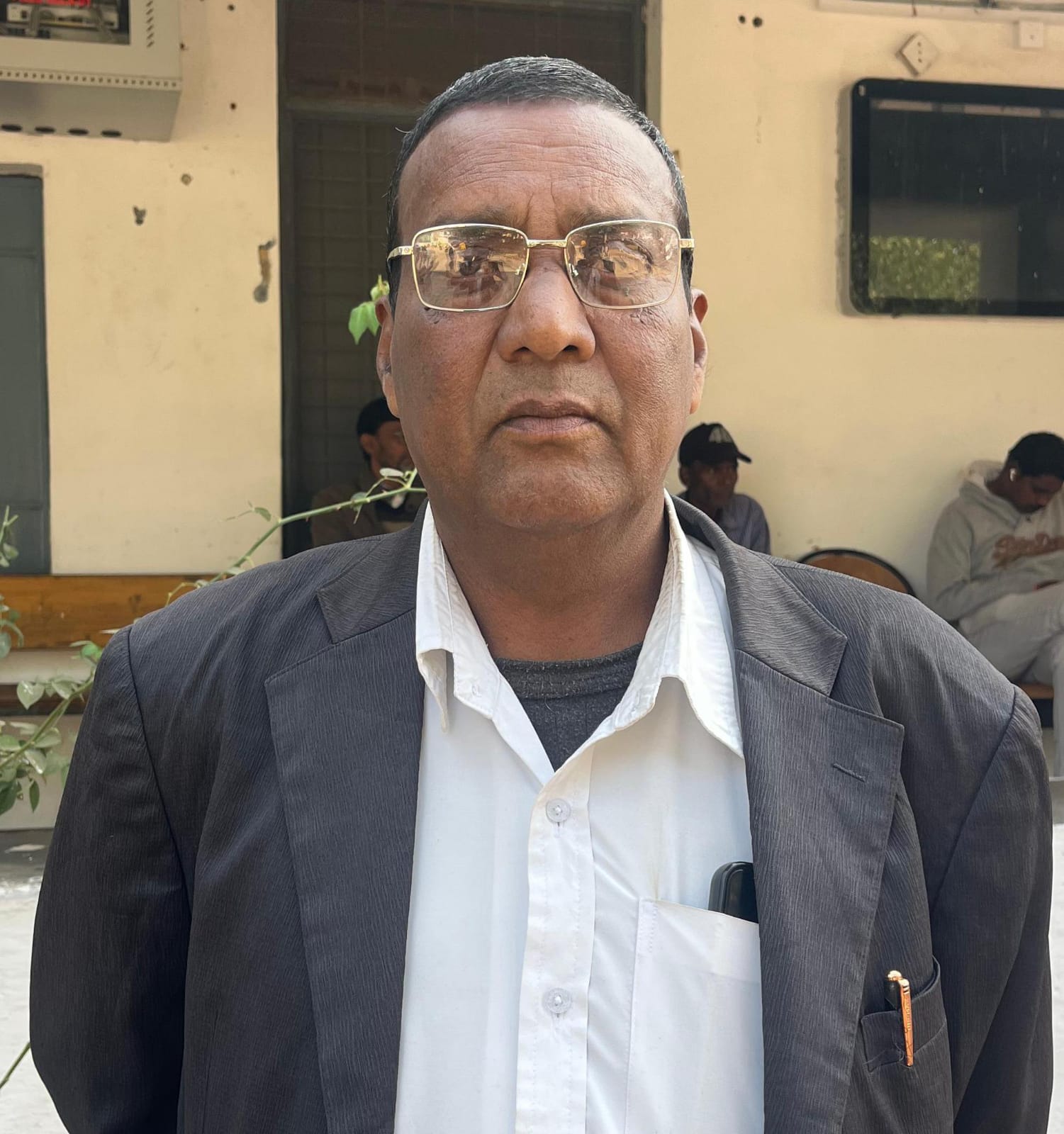 मुख्य चुनाव अधिकारी एवं अधिवक्ता नरेंद्र सिंह सेंगर