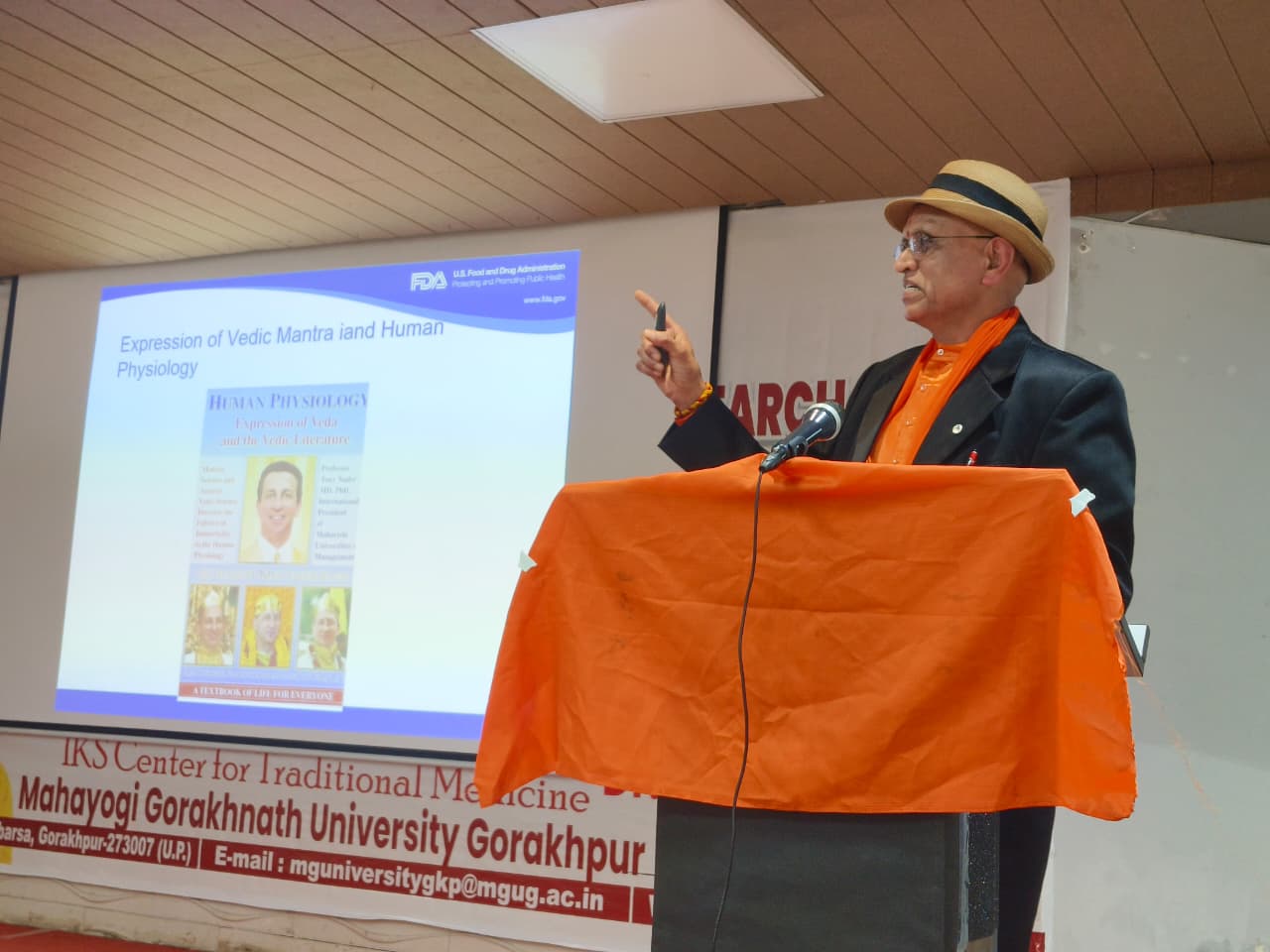 *‘स्वास्थ्य देखभाल पर धार्मिक विश्वासों का प्रभाव’ विषय पर एमजीयूजी में अमेरिका से आए विशेषज्ञ का हुआ अतिथि व्याख्यान*