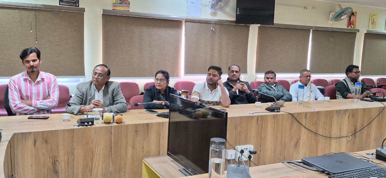 दमोह में 91 प्रतिशत से ज्यादा मेंपिंग का कार्य सम्पन्न सभी बीएलओ का बधाई-कलेक्टर कोचर