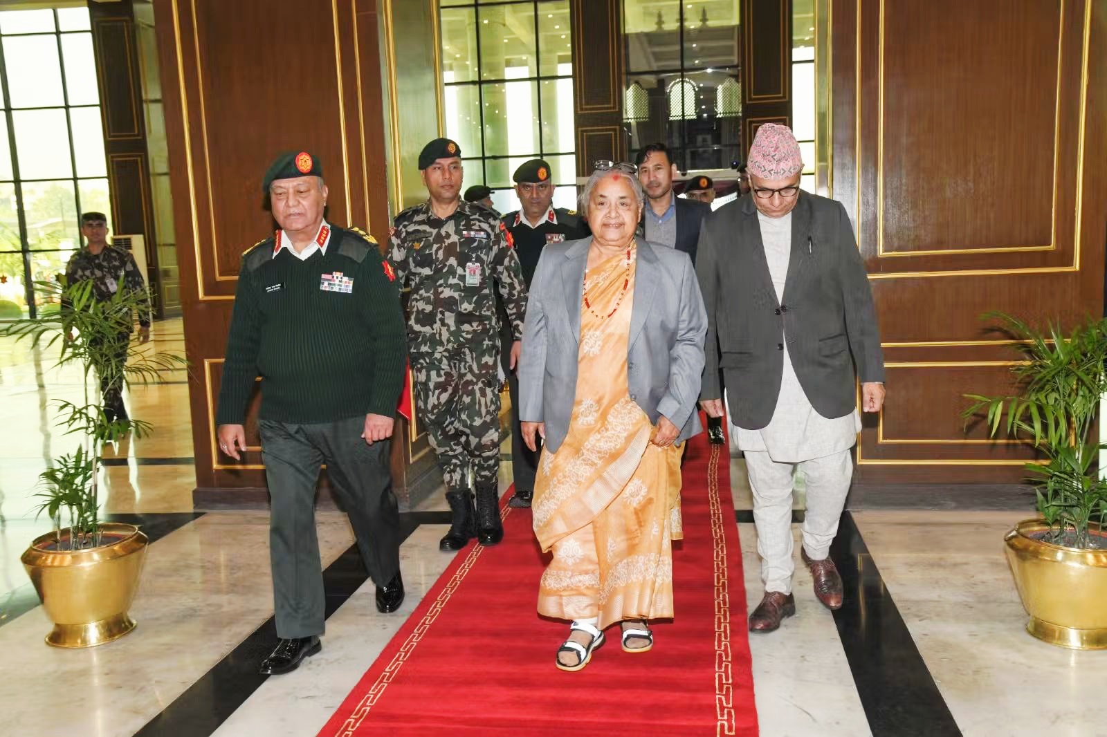 सैन्य मुख्यालय पहुंची प्रधानमंत्री सुशीला कार्की सैन्य मुख्यालय पहुंची प्रधानमंत्री सुशीला कार्की