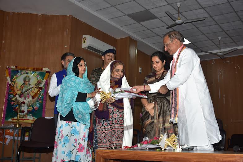 भारतीय सेना आज नए गौरवशाली अंदाज में खड़ी है : सांसद श्री गुप्ता