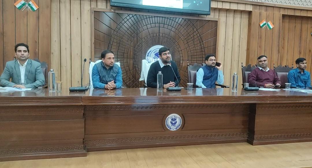 शहरी क्षेत्र में एसआईआर गणना प्रपत्रों के अधिकतम भराव पर जोर* शहरी क्षेत्र में एसआईआर गणना प्रपत्रों के अधिकतम भराव पर जोर*