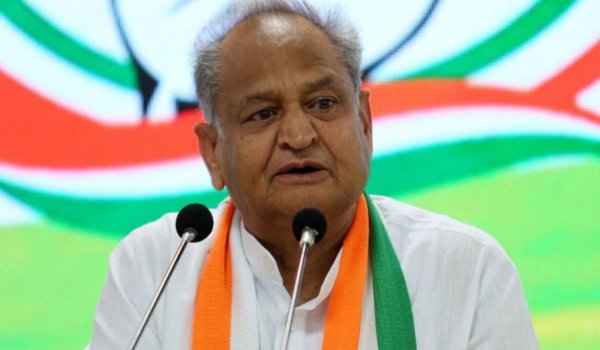 पूर्व मुख्यमंत्री अशोक गहलोत