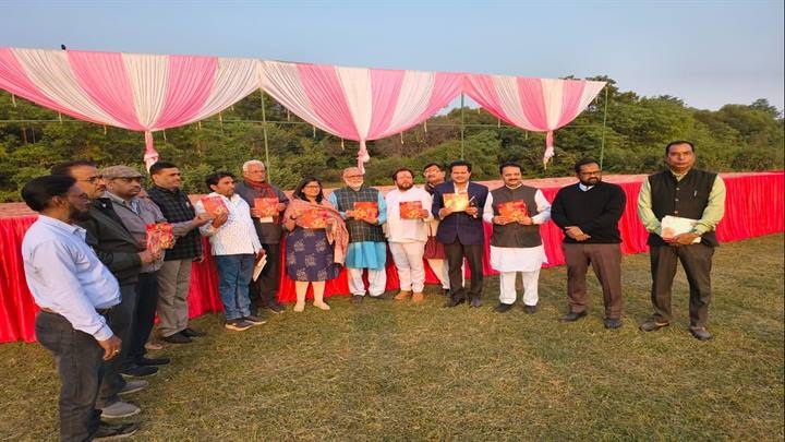 कलेक्टर ने लिया तैयारियों का जायजा