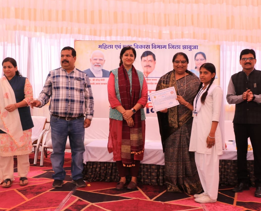 केबिनेट मंत्री ने किया वर्किंग वुमन होस्टल का भूमि पूजन