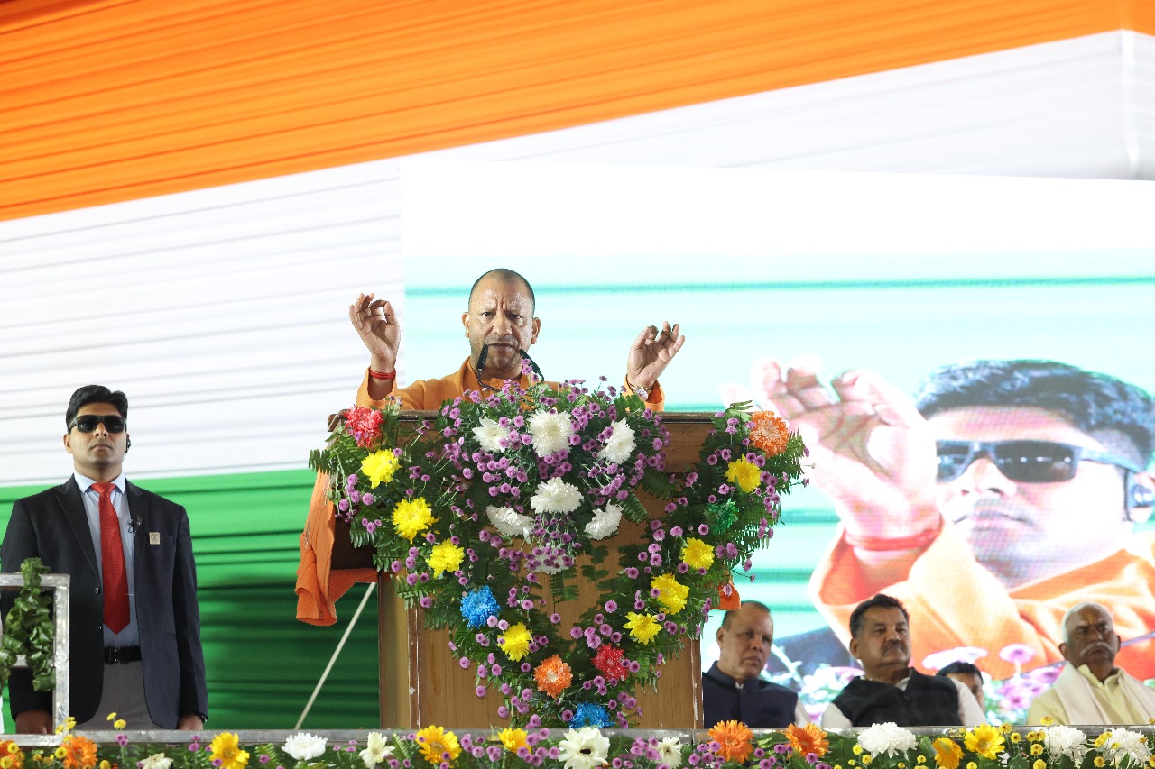 अब यूपी में नहीं होती गुंडागर्दी, नहीं चलता माफियाराज : मुख्यमंत्री*