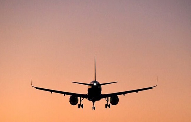 विमान के लोगो का प्रतीकात्मक चित्र विमान के लोगो का प्रतीकात्मक चित्र