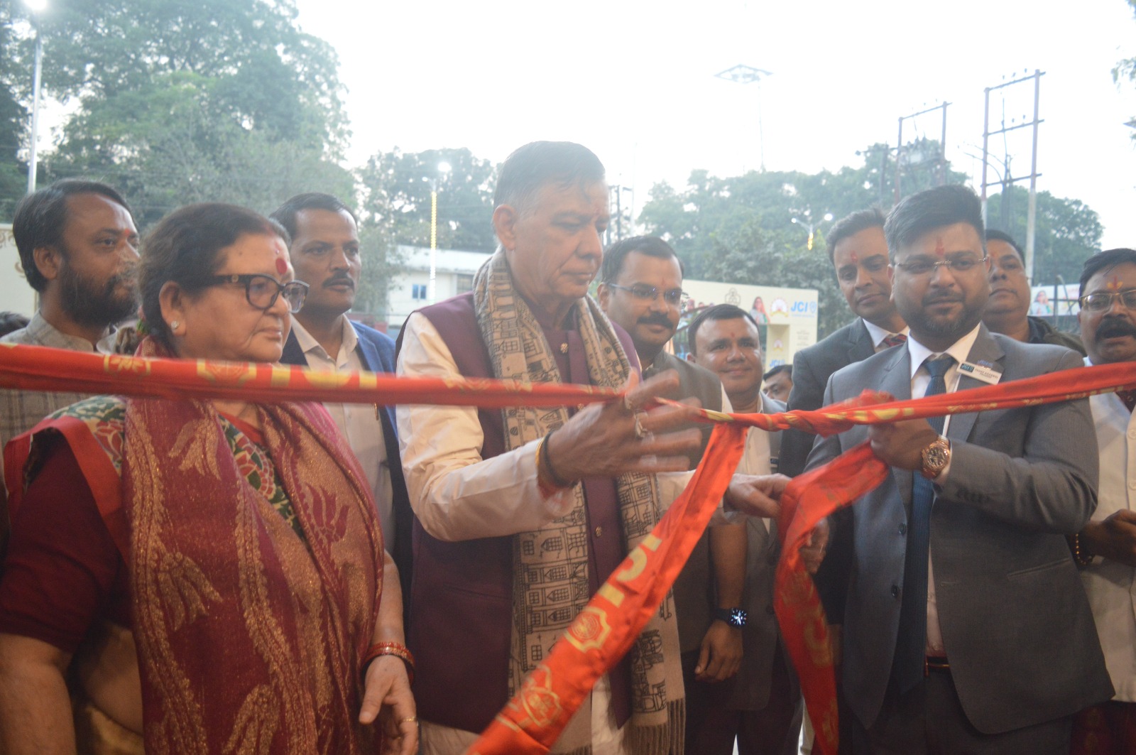 सतीश महाना