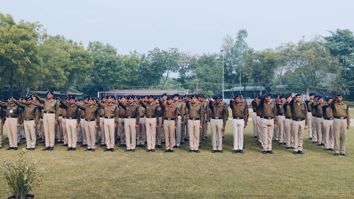 अररिया फोटो:शपथ लेते जवान