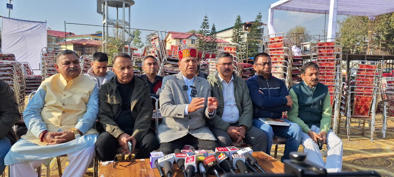 पत्रकार वार्ता को सम्बोधित करते हुए भाजपा अध्यक्ष। पत्रकार वार्ता को सम्बोधित करते हुए भाजपा अध्यक्ष।