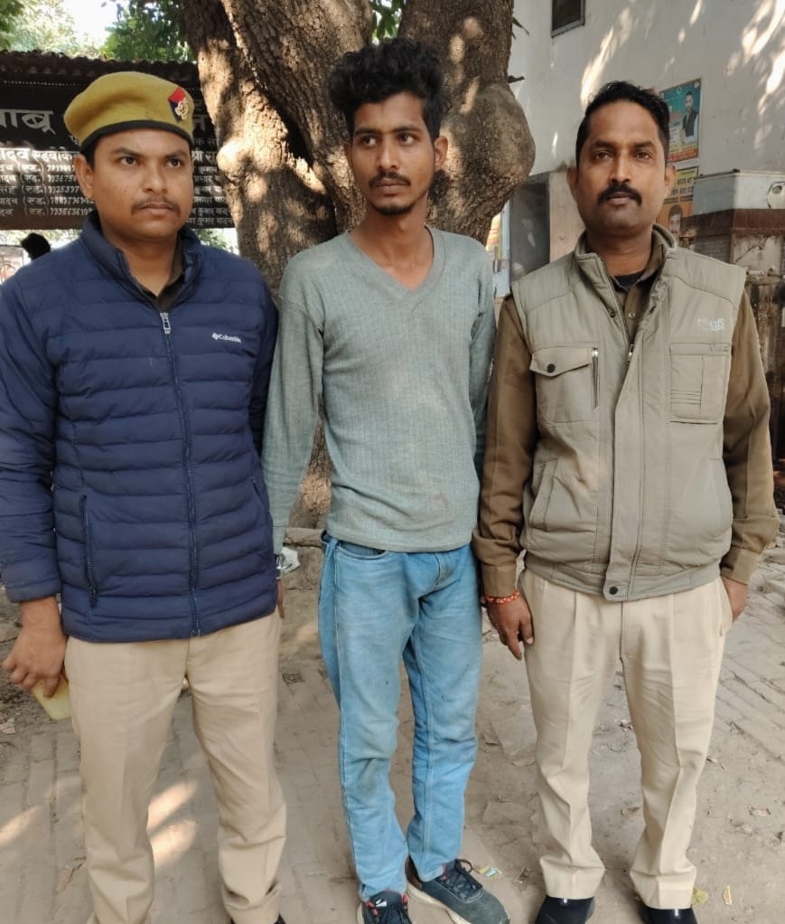 पुलिस के हत्थे चढ़ा हेरोइन तस्कर बेद प्रकाश। पुलिस के हत्थे चढ़ा हेरोइन तस्कर बेद प्रकाश।