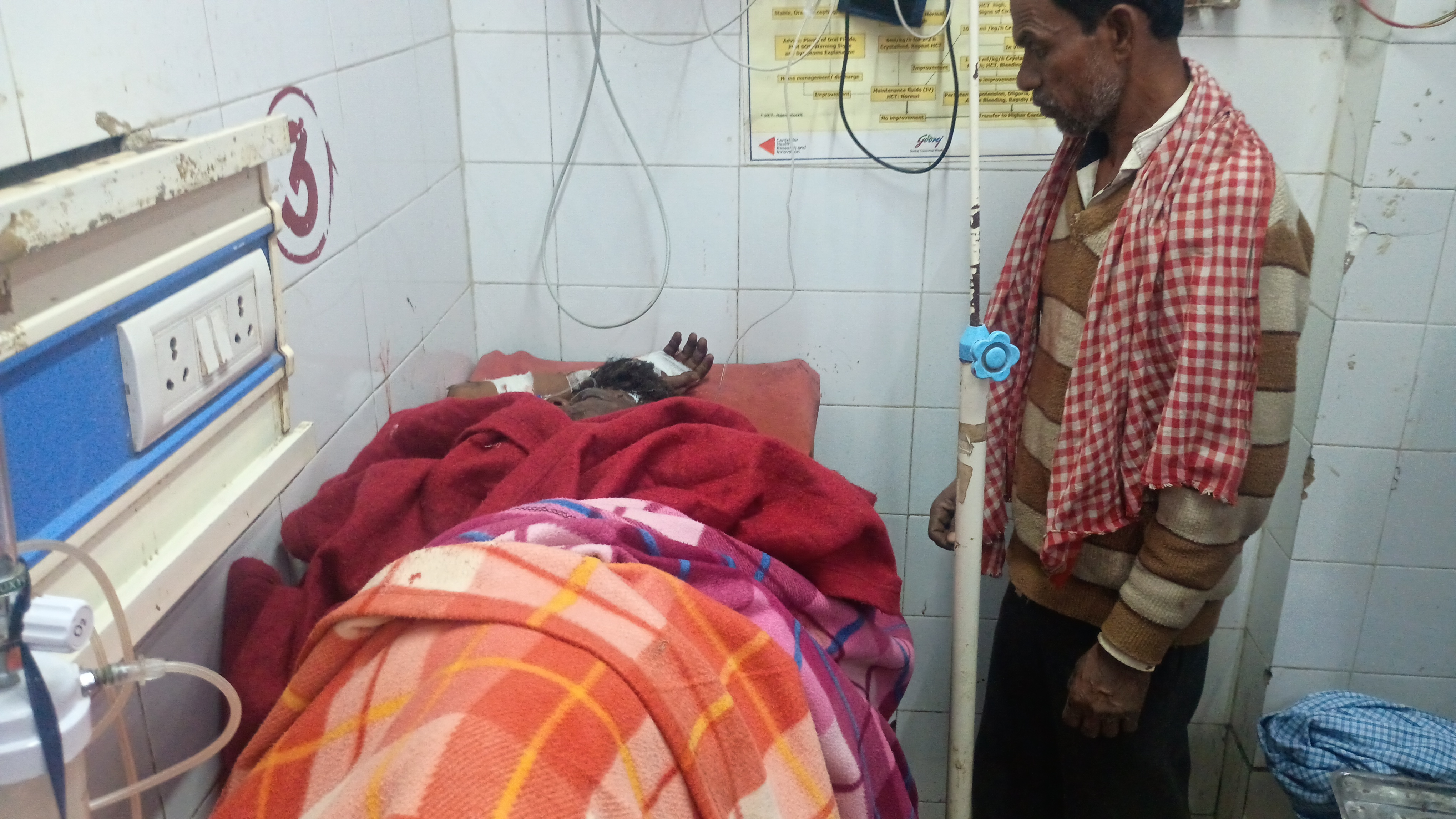 ब्लास्ट में गंभीर रूप से घायल मुन्नू