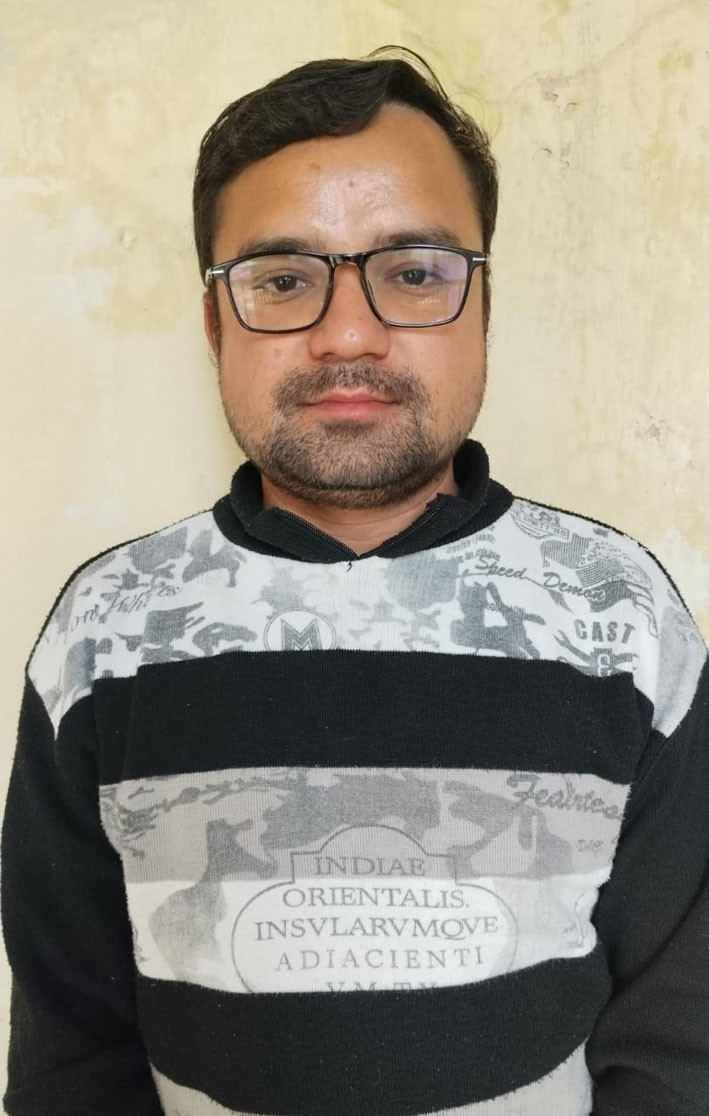 करोड़ों के लालच में कियोस्क सेंटर संचालक पहुंचा सलाखों के पीछे