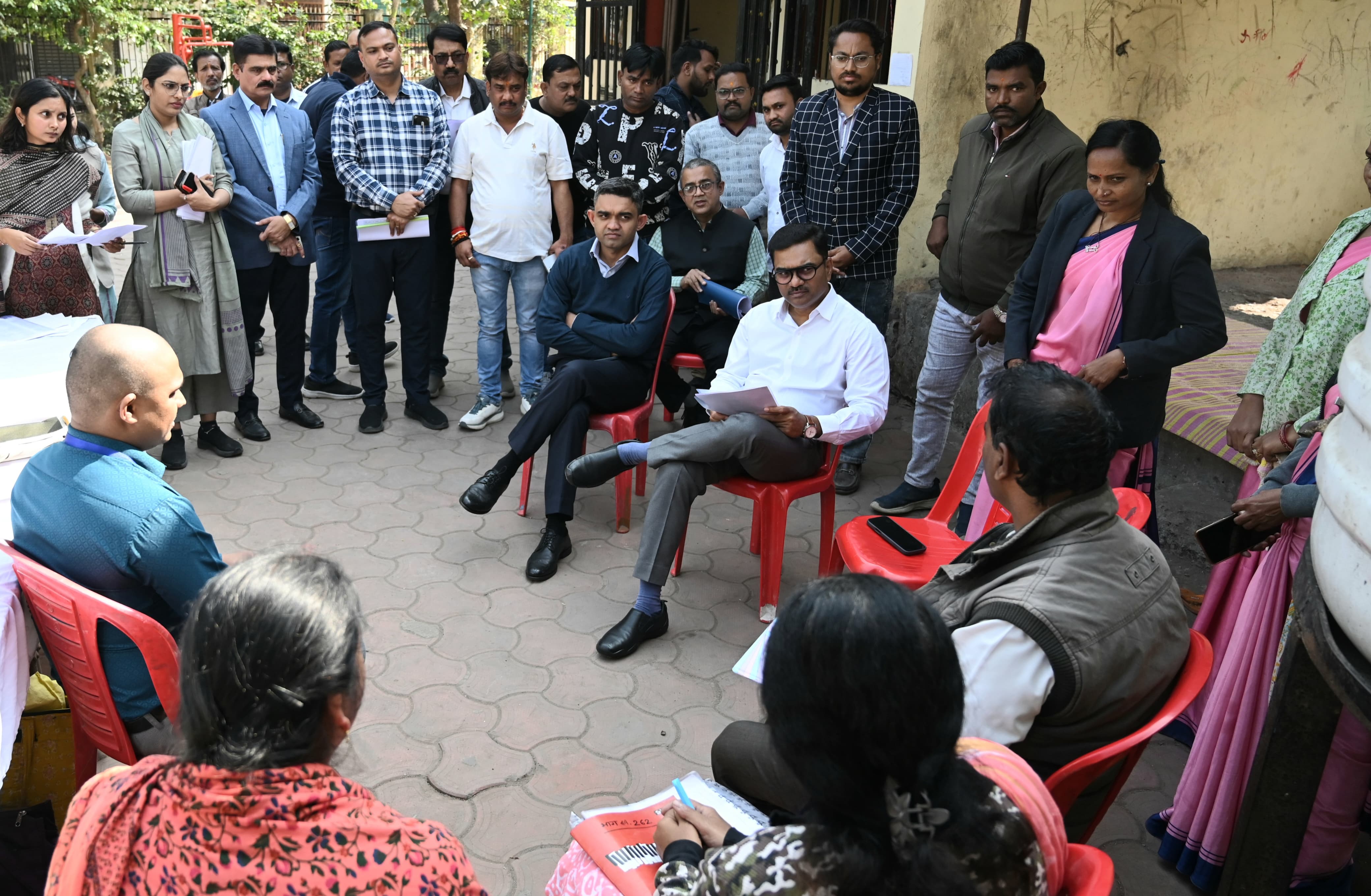 संभागायुक्त दौरा