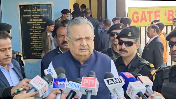 विधानसभा अध्यक्ष डॉ. रमन सिंह