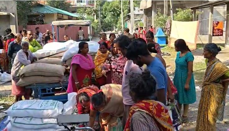 निम्न गुणवत्ता के राशन की सप्लाई का आरोप