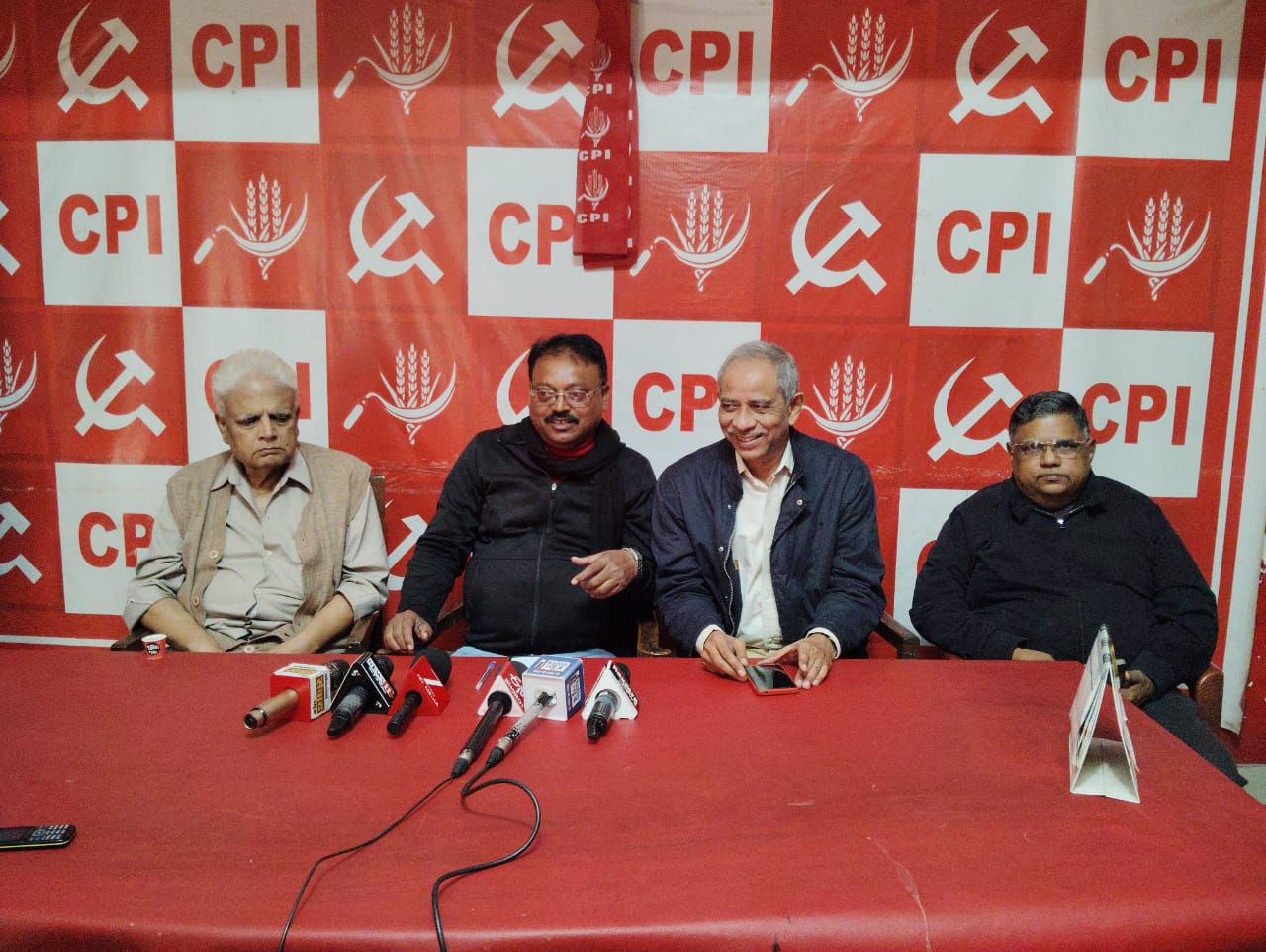 वामदलों की संयुक्‍त प्रेस वार्ता