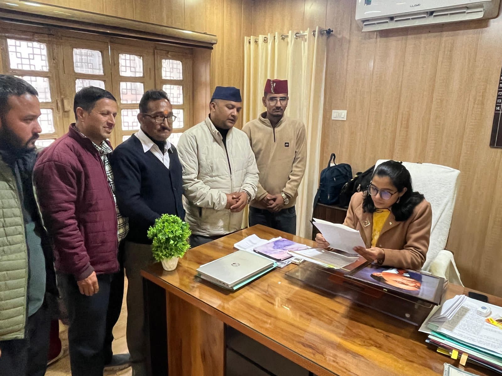 धराली मलबे के नीचे दबे शवों को तत्काल निकले की प्रक्रिया तत्काल करें सरकार