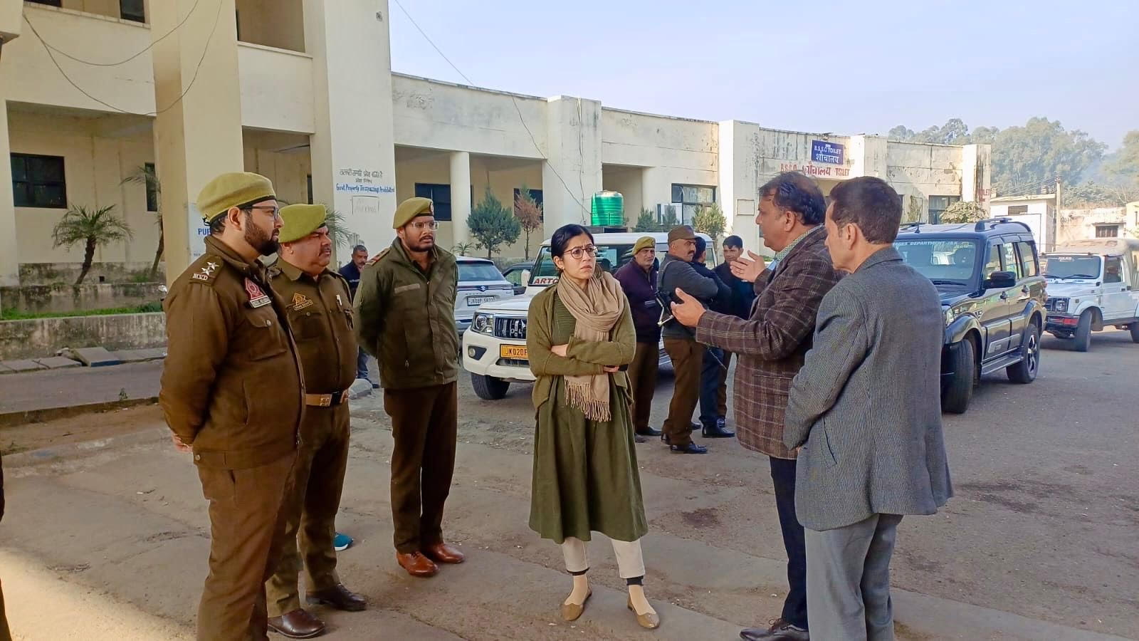 Transport Secretary conducted a surprise inspection of the MVD tax collection post located in Lakhanpur.